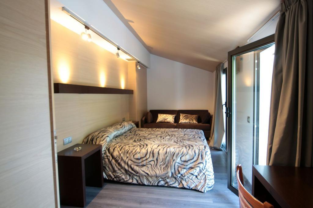 Hotel 9 Sant Antoni Ribes De Freser Cameră foto
