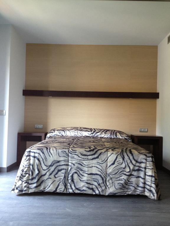 Hotel 9 Sant Antoni Ribes De Freser Cameră foto